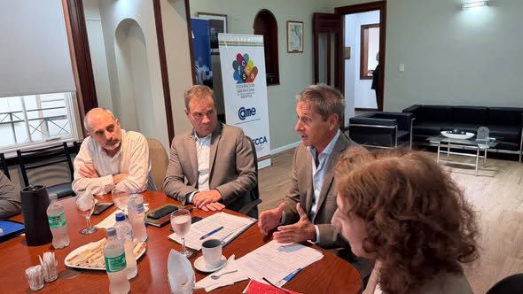 Reunión de la Mesa Tributaria Provincial del Sector Comercio en la FSCCA